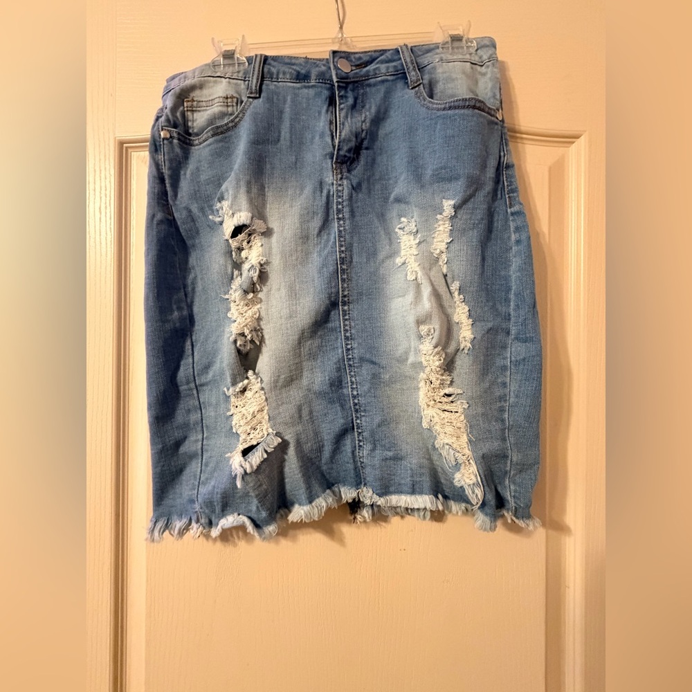 Fashion Nova - Distressed Denim Skirt - XL